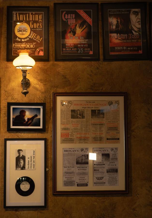 Brogans Bar & Hotel 트림 외부 사진
